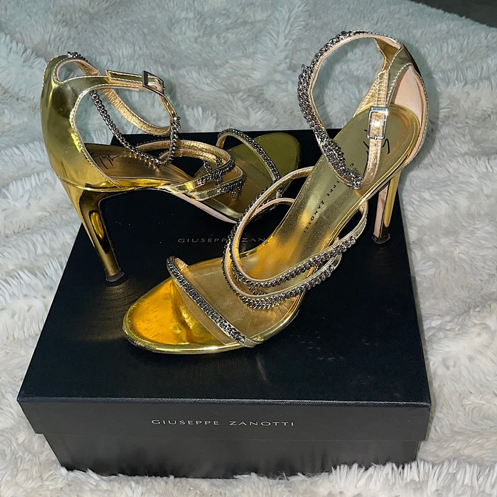 Giuseppe Zanotti heels 38.5
